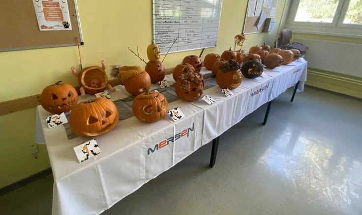 Mersen Kaposvár kifaragott tökök